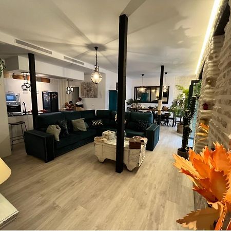 Casa Duque Compartida Familiar 1-Habitacion Con Bano Propio Севилья Экстерьер фото