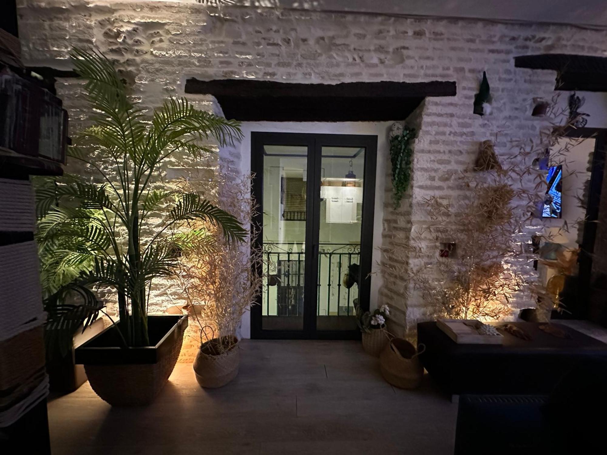 Casa Duque Compartida Familiar 1-Habitacion Con Bano Propio Севилья Экстерьер фото